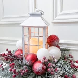 white red christmas centerpiece